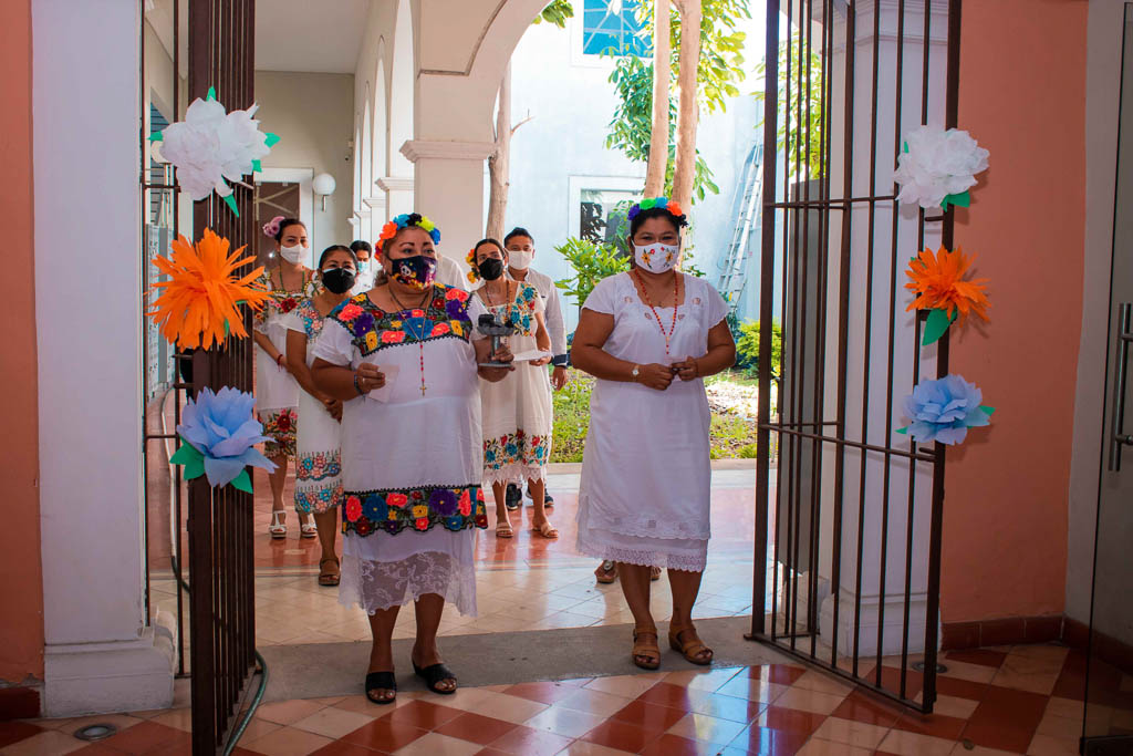Adultas y Adultos mayores del CEJUPE celebran el Día De Muertos “Hanal Pixán”